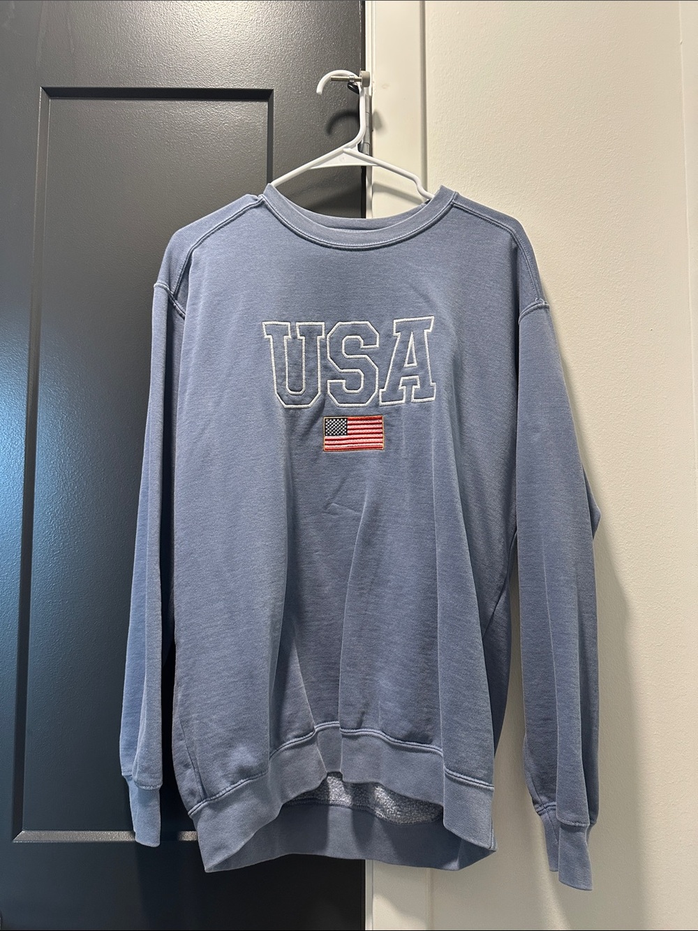 Comfort Colors USA Crewneck Sweater in Dusty Blue
